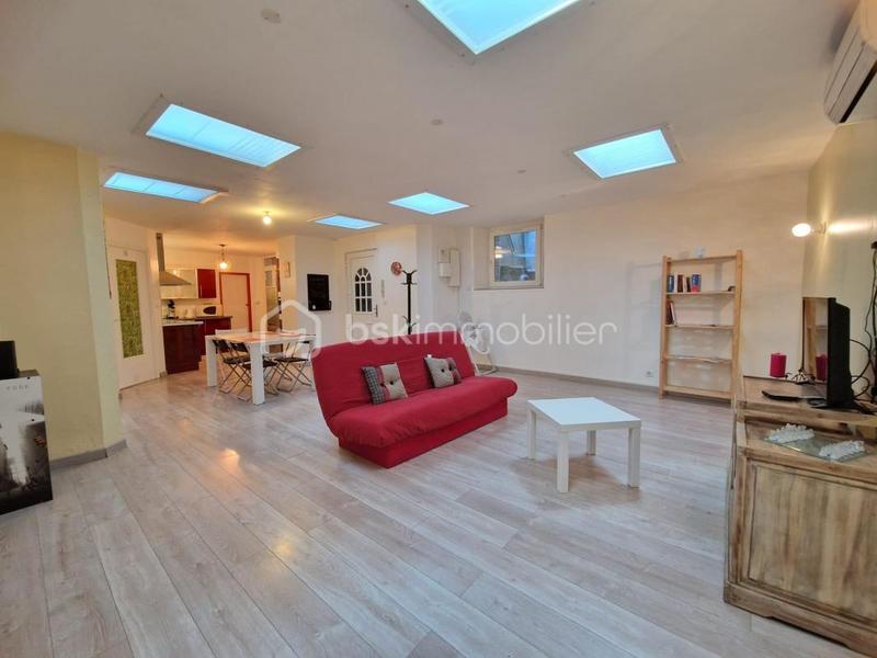 Appartement - 83 m² - 3 pièces