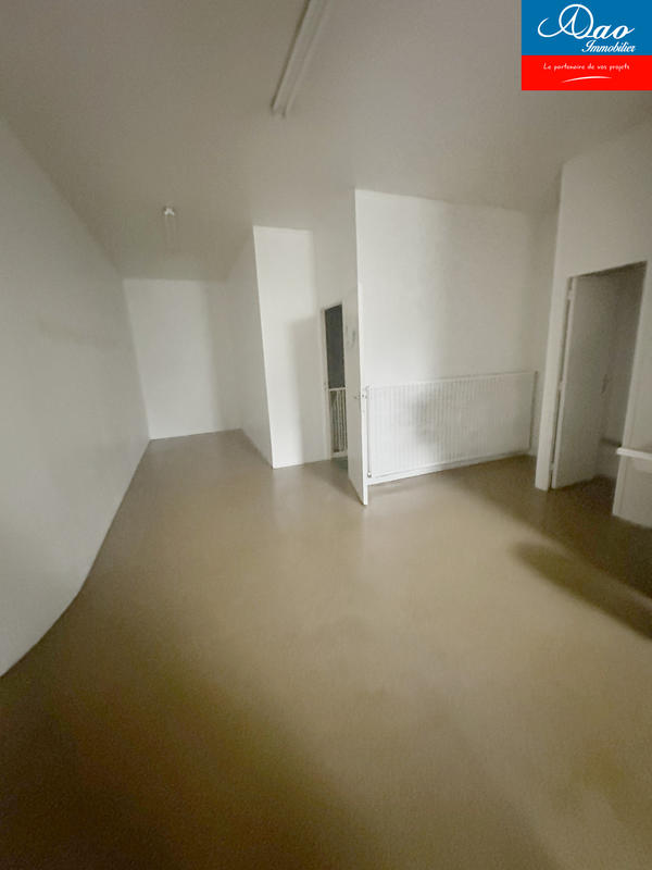 Local commercial - 935 m²