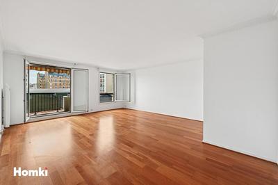 Appartement - 77 m² - 4 pièces