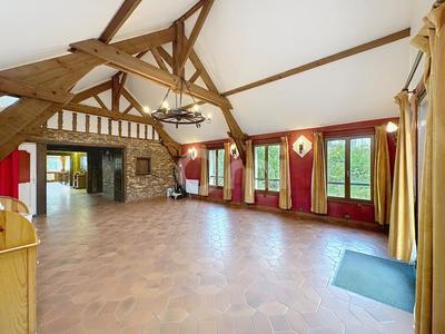 Maison - 176 m² - 6 pièces