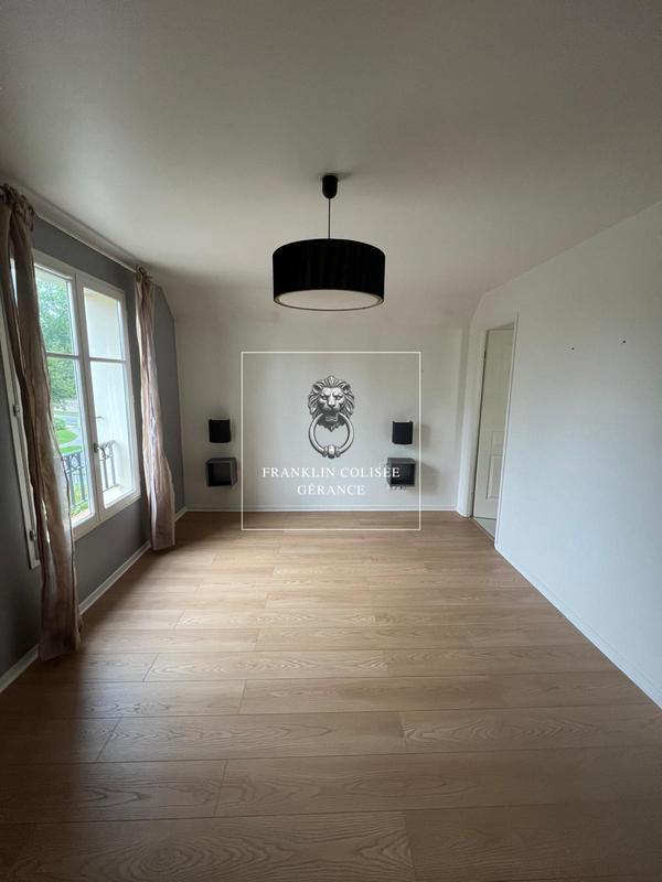 Maison - 128 m² - 5 pièces