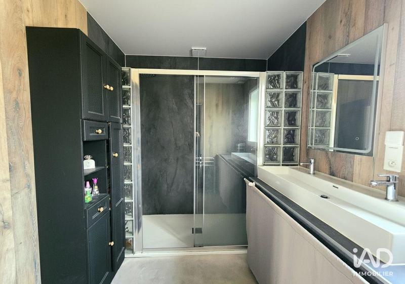 Maison - 142 m² - 7 pièces