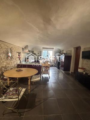 Maison - 184 m² - 6 pièces