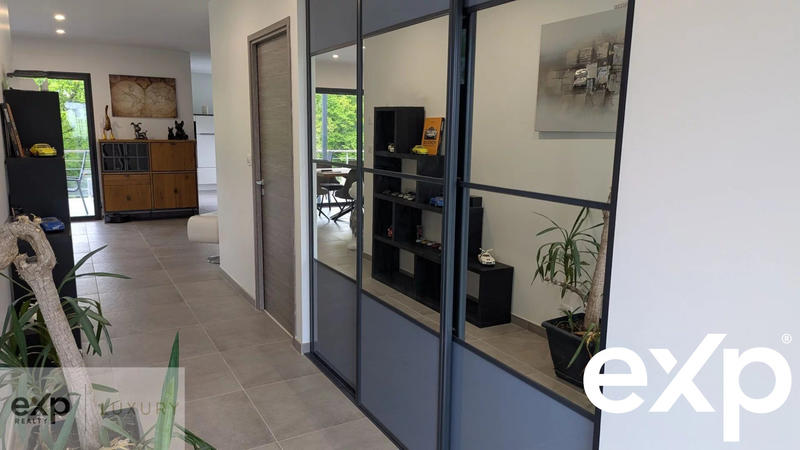 Maison contemporaine - 180 m² - 6 pièces