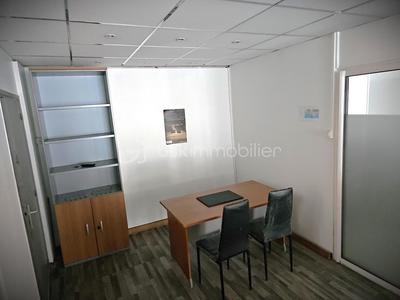 Local commercial - 85 m² - 1 pièce