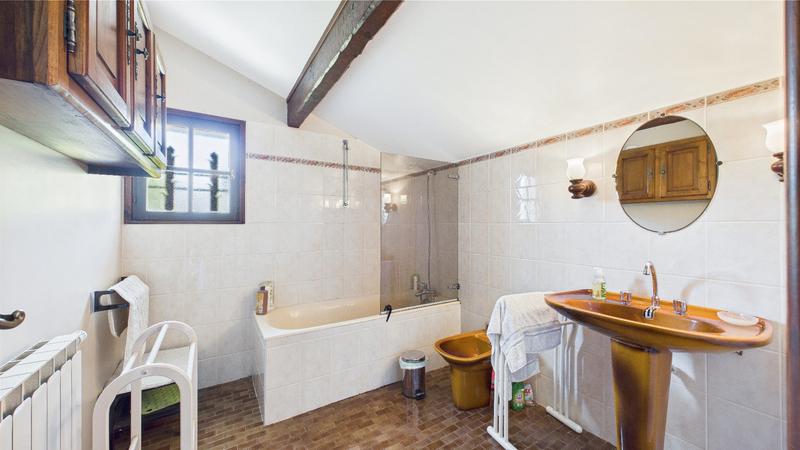 Maison - 176 m² - 7 pièces