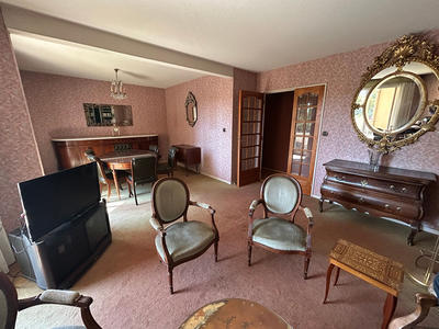 Appartement - 102 m² - 4 pièces