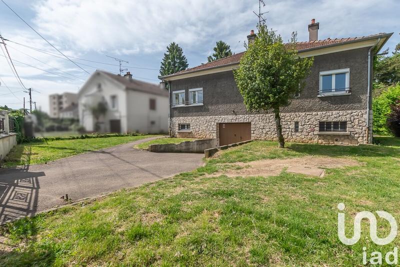 Maison - 184 m² - 7 pièces