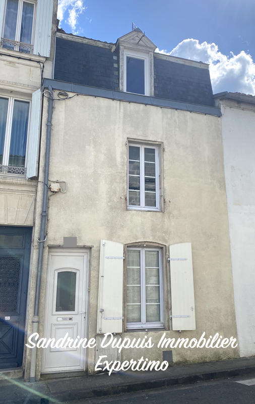 Maison - 120 m² - 5 pièces