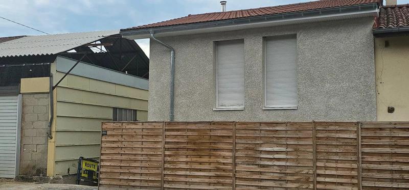 Maison - 99 m² - 4 pièces