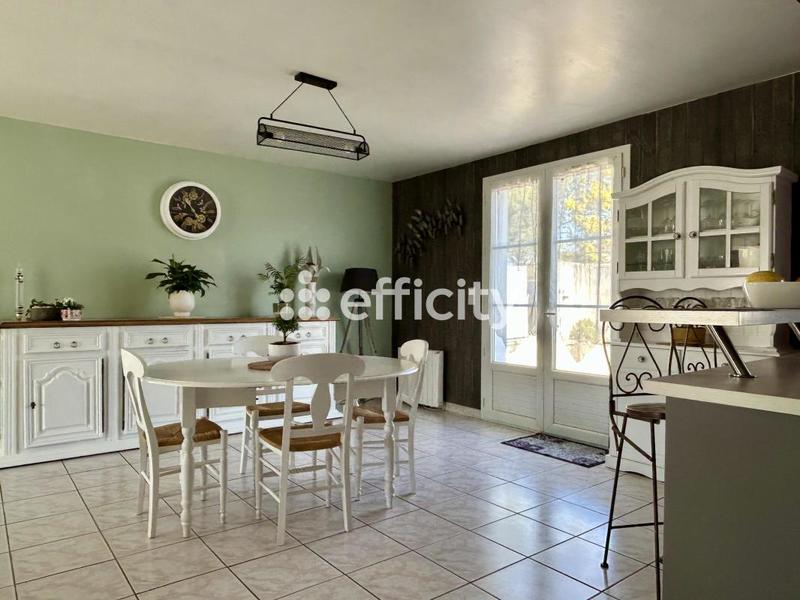 Maison - 121 m² - 6 pièces