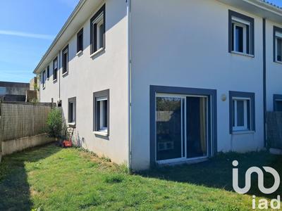 Appartement - 95 m² - 4 pièces