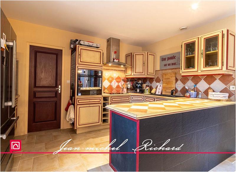 Maison - 165 m² - 7 pièces