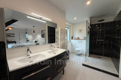 Maison - 132 m² - 4 pièces