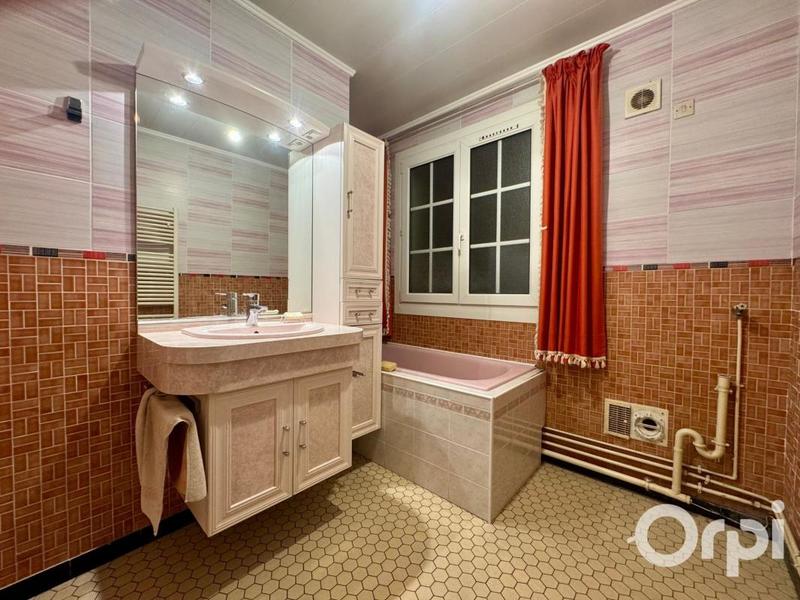 Maison - 88 m² - 5 pièces