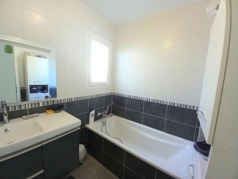 Villa - 103 m² - 5 pièces