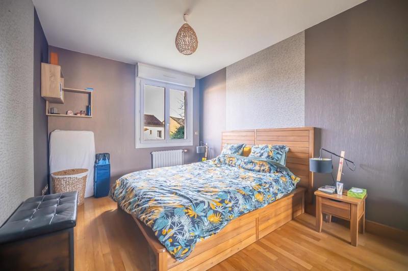 Maison traditionnelle - 154 m² - 6 pièces