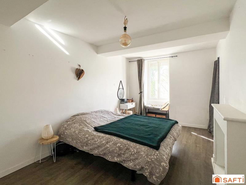 Maison - 190 m² - 6 pièces