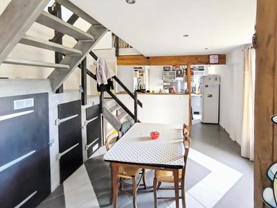 Propriété - 95 m² - 4 pièces