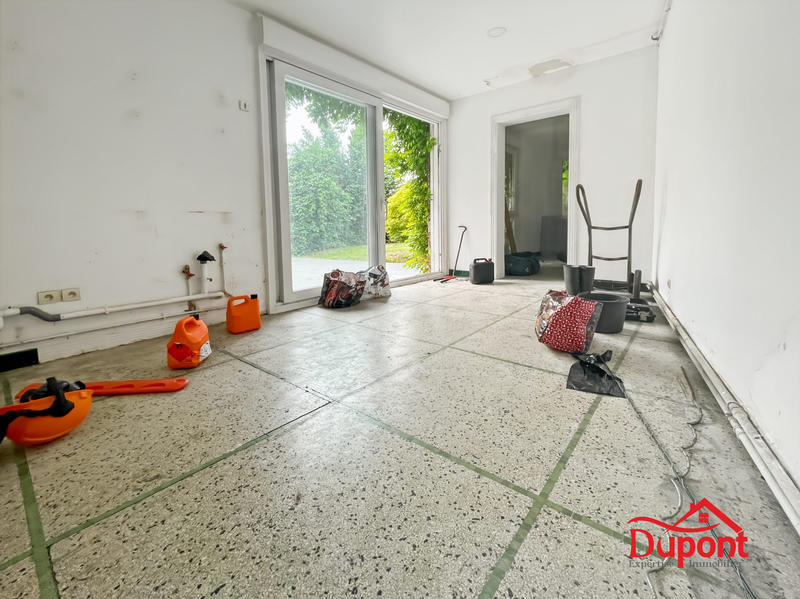 Maison - 249 m² - 7 pièces