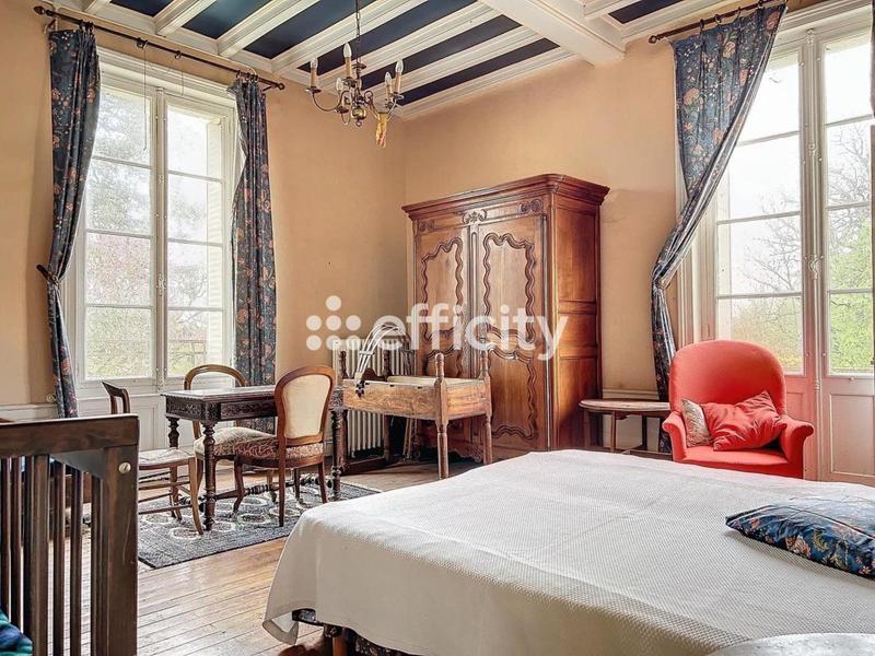 Château - 602 m² - 22 pièces