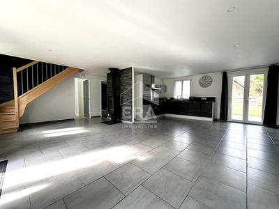 Maison - 147 m² - 6 pièces