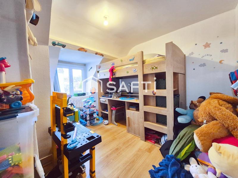 Appartement - 85 m² - 5 pièces