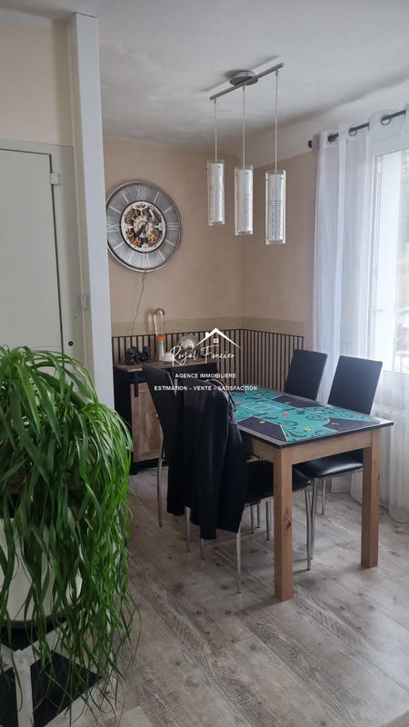 Maison traditionnelle - 101 m² - 4 pièces