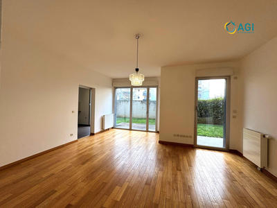 Appartement - 105 m² - 4 pièces