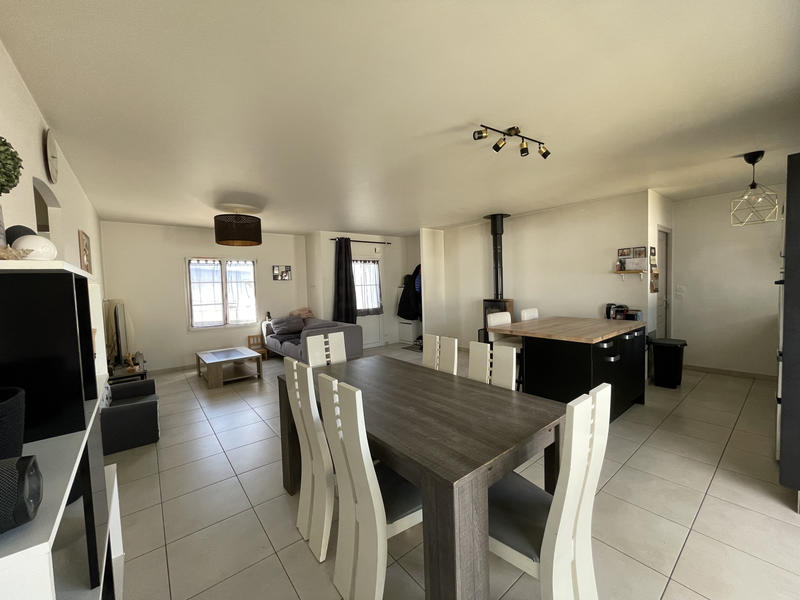 Maison - 88 m² - 4 pièces