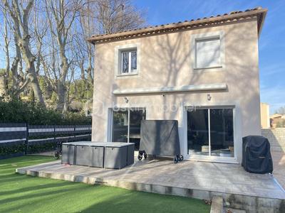 Villa - 119 m² - 5 pièces