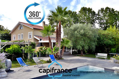 Villa - 255 m² - 8 pièces