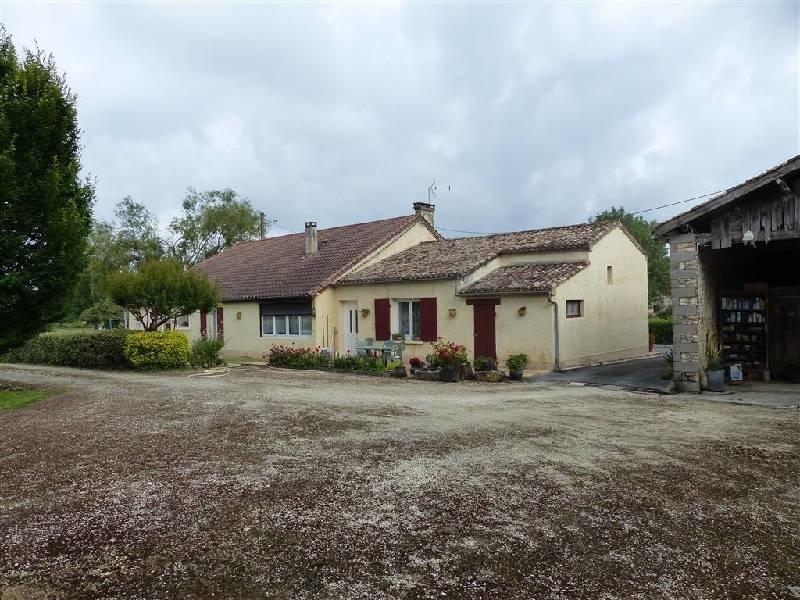 Maison - 180 m² - 5 pièces
