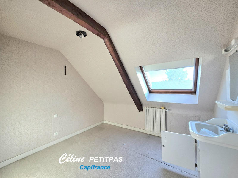 Propriété - 275 m² - 17 pièces