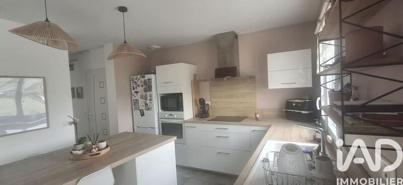 Maison - 90 m² - 4 pièces