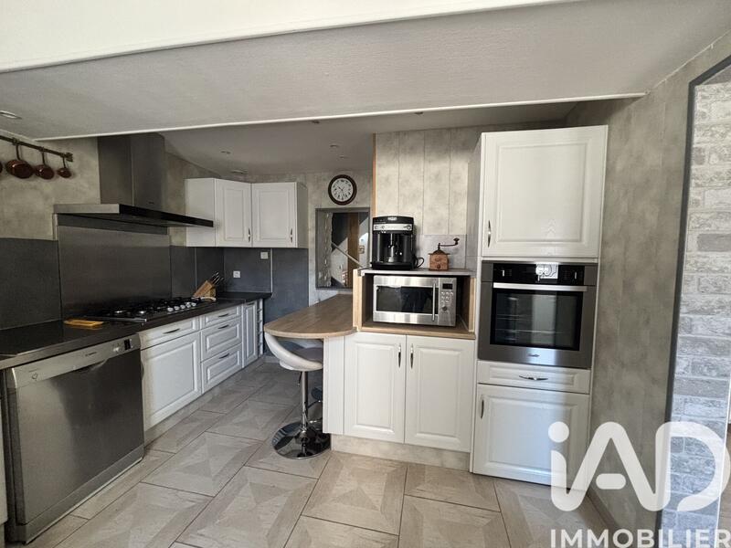 Maison de village - 130 m² - 5 pièces