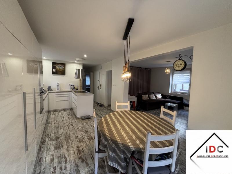 Appartement - 76 m² - 3 pièces