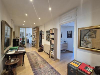 Appartement bourgeois - 190 m² - 7 pièces