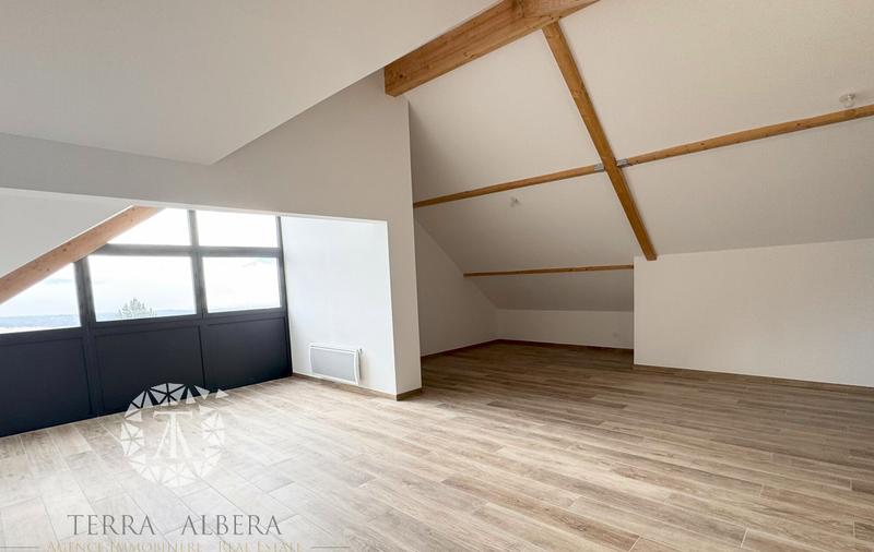 Duplex - 97 m² - 4 pièces