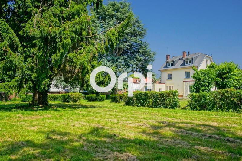 Maison - 318 m² - 7 pièces