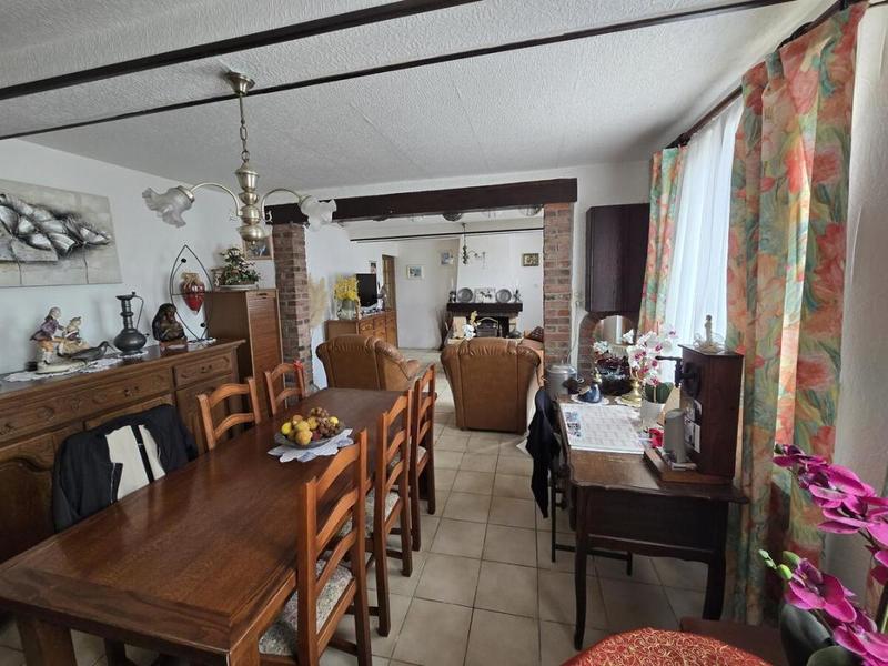 Maison - 166 m² - 7 pièces