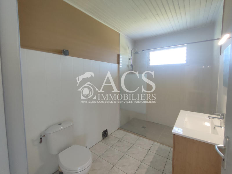 Maison - 104 m² - 4 pièces