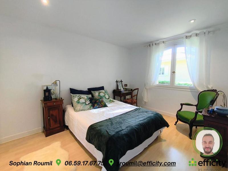 Maison - 151 m² - 6 pièces