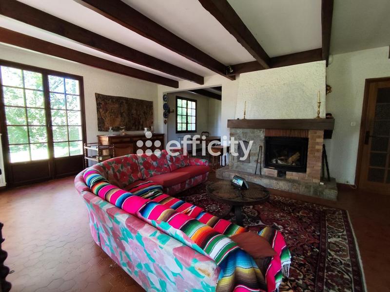 Maison - 182 m² - 5 pièces