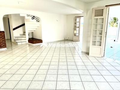 Maison - 175 m² - 7 pièces