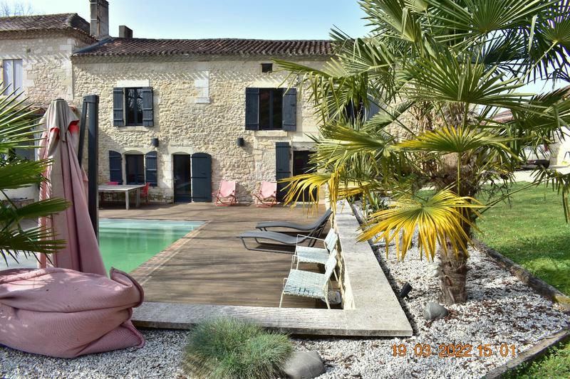 Maison - 163 m² - 5 pièces