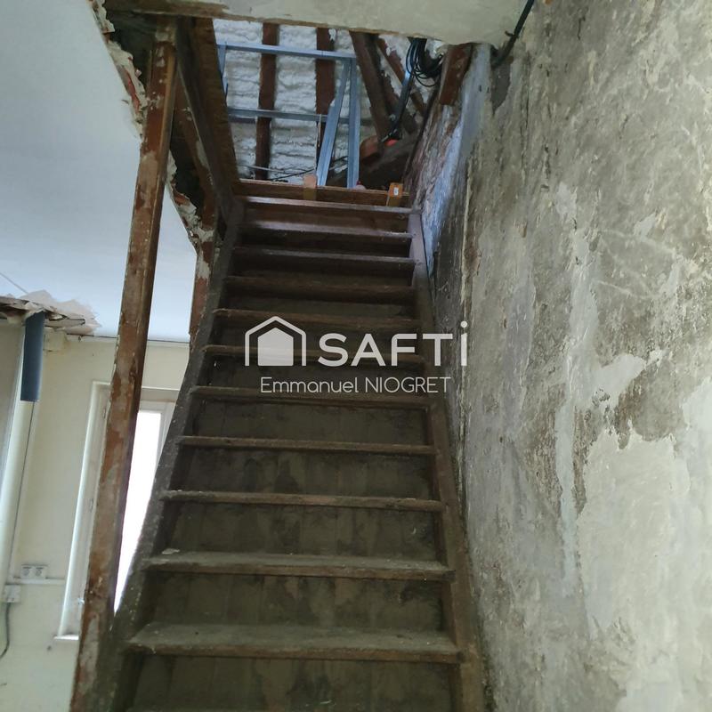 Appartement - 100 m² - 5 pièces