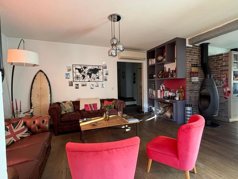 Maison - 98 m² - 4 pièces