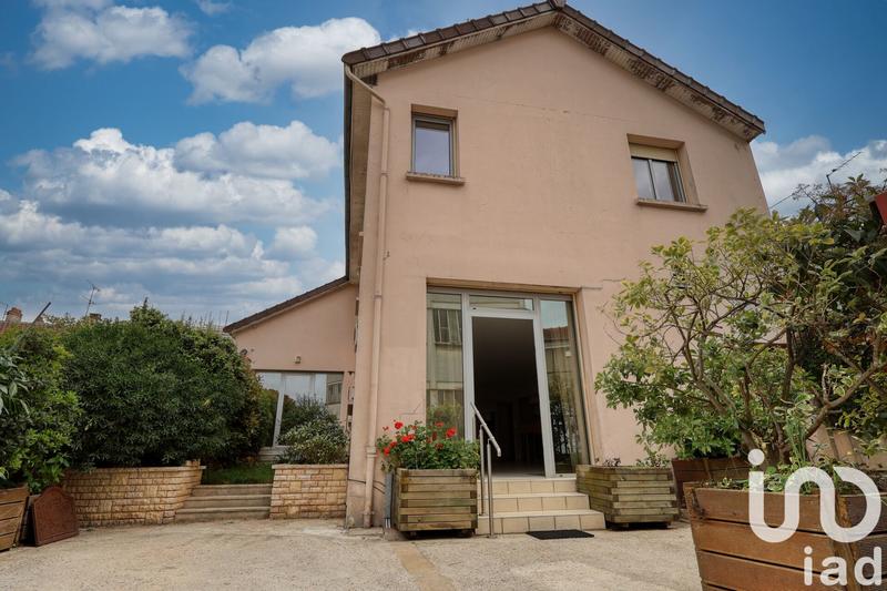 Maison - 128 m² - 5 pièces