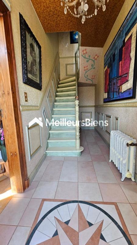 Maison - 164 m² - 7 pièces
